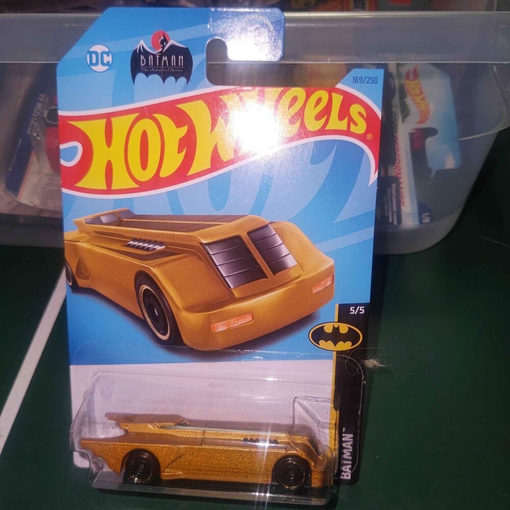 Hot Wheels Batman: The Animated Series Gold Car